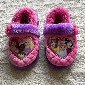 ⭐️3/$10 Disney Princess Slippers